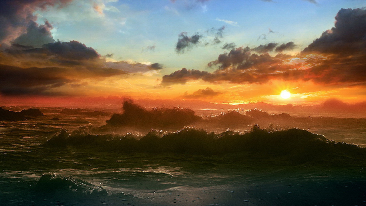 Закат на бушующем море