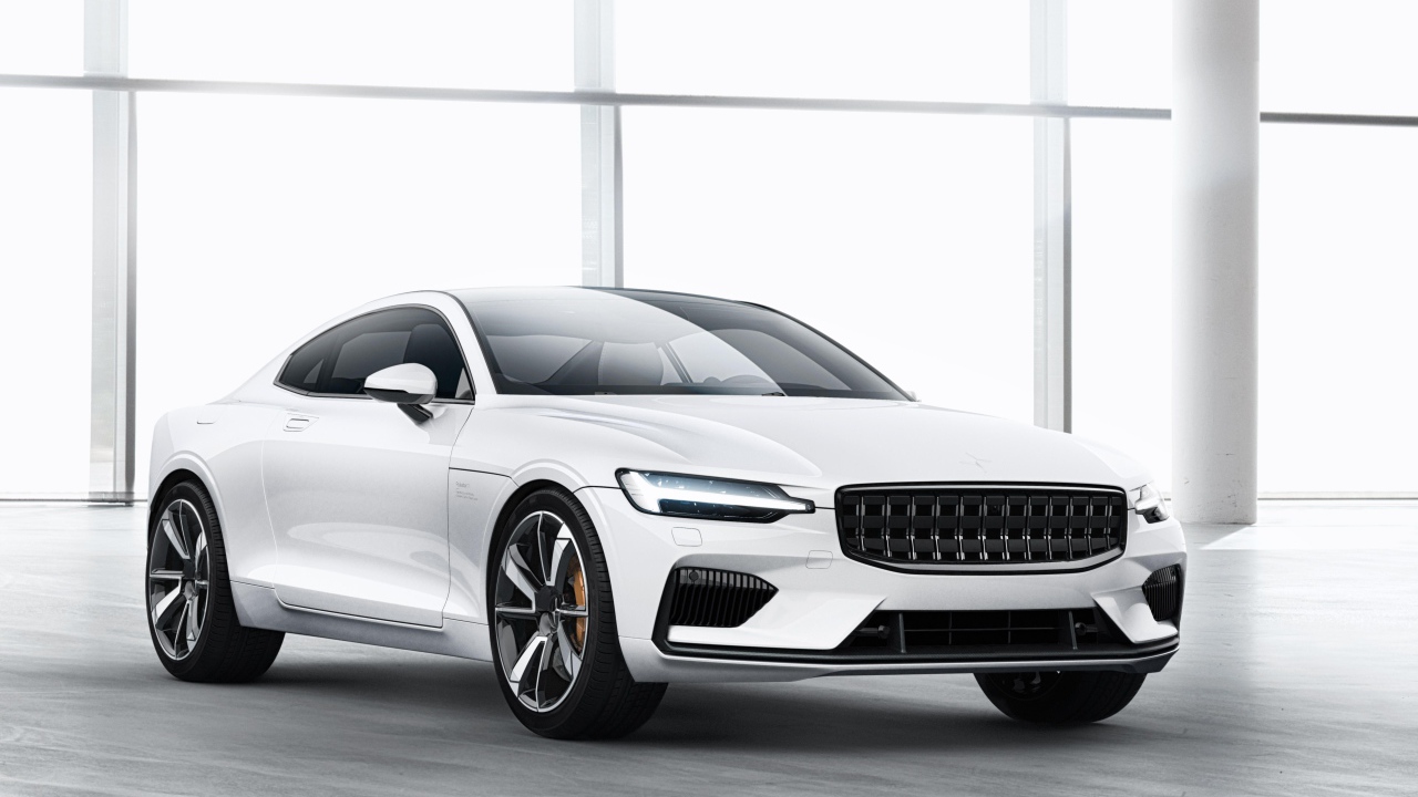 Новый белый серийный автомобиль  Polestar 1, 2019