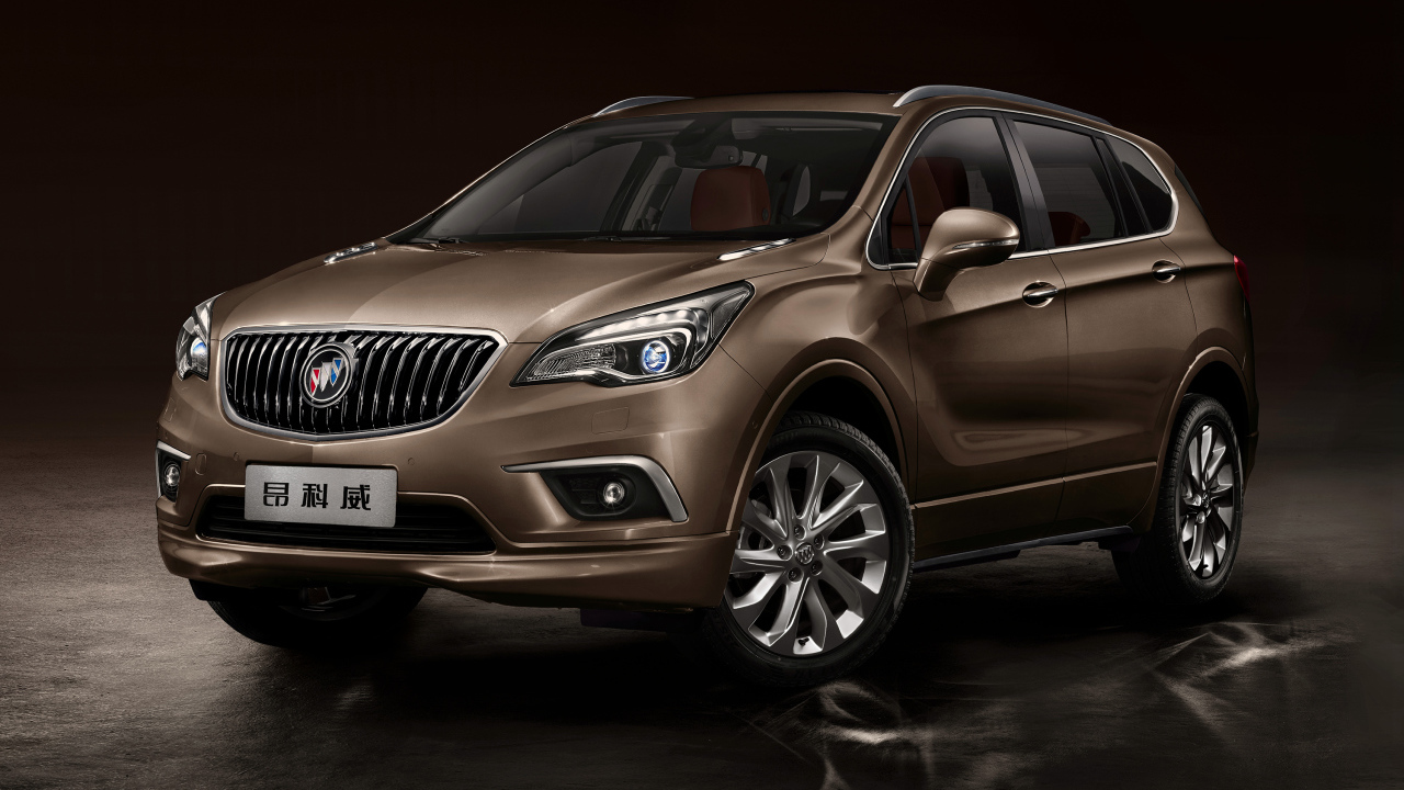 Коричневый стильный автомобиль Buick Envision