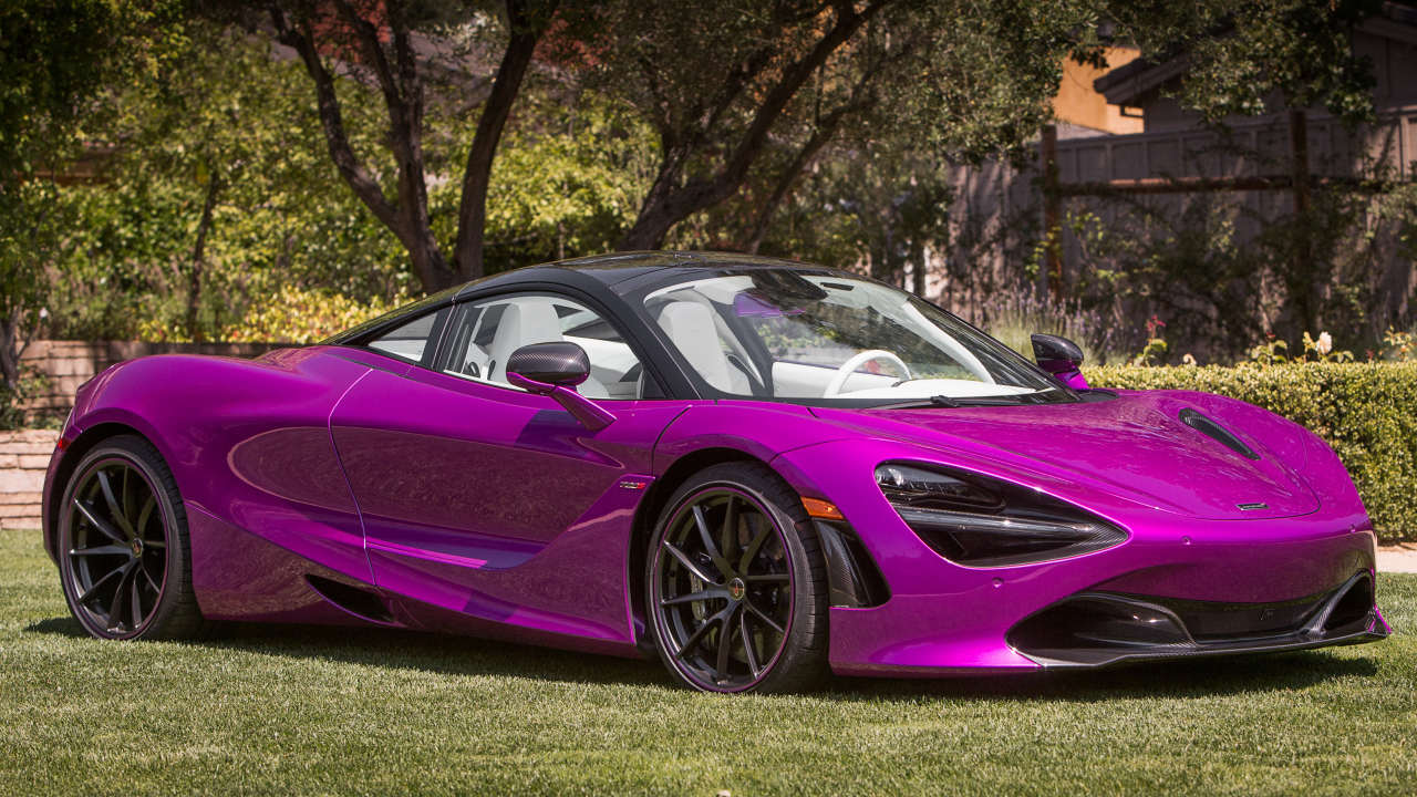 Фиолетовый спортивный автомобиль McLaren MSO 720S Coupe Fux Fuchsia, 2017