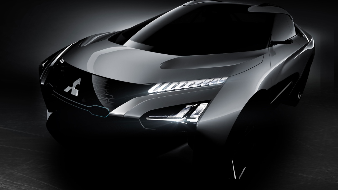 Серебристый автомобиль Mitsubishi Emirai 4 концепт