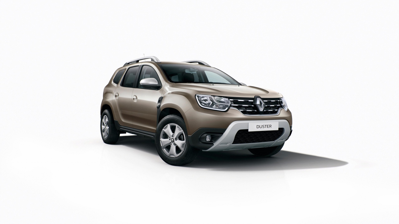 Внедорожник Renault Duster, 2018 на белом фоне