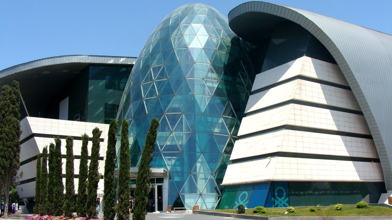 Торговый центр в Баку Park Bulvar 