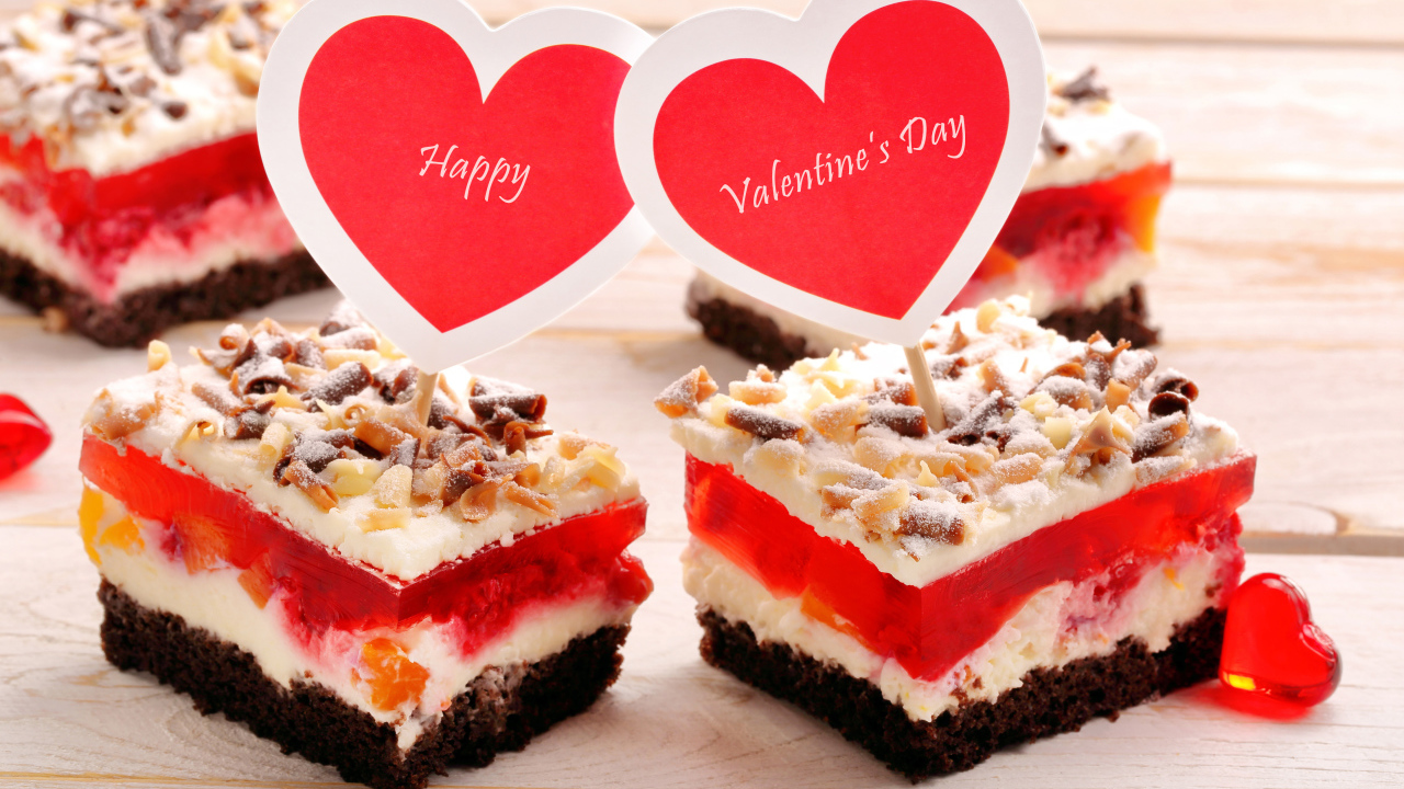 Пирожные с желе на День Святого Валентина
