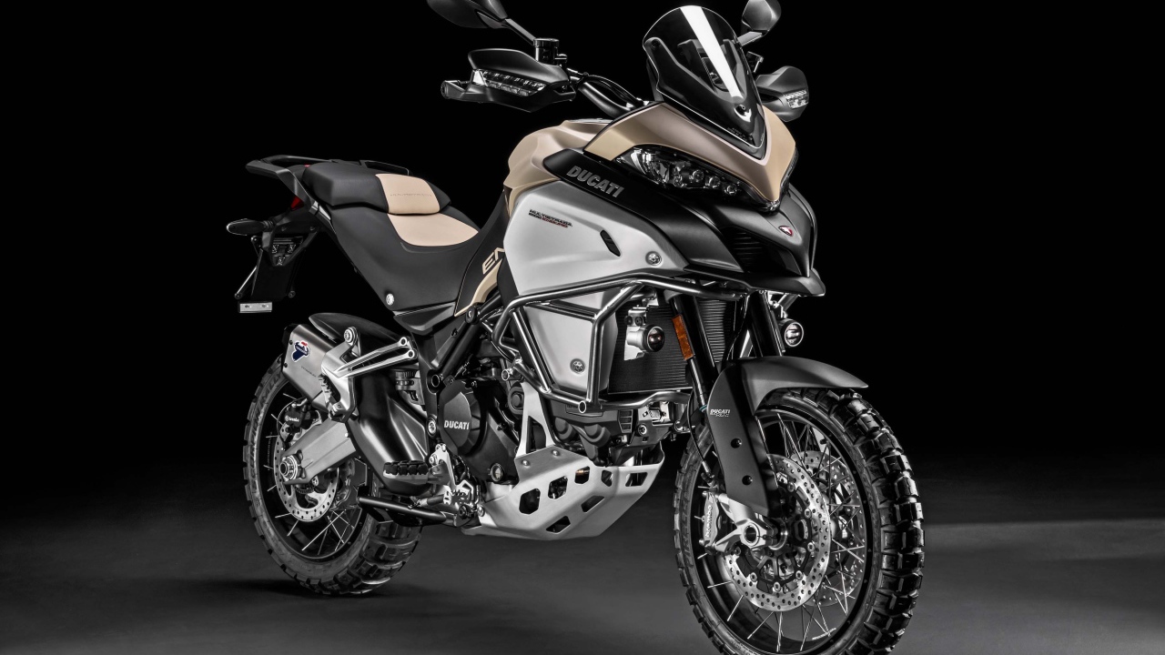 Черный мотоцикл  Ducati Multistrada 1200 Enduro Pro, 2017