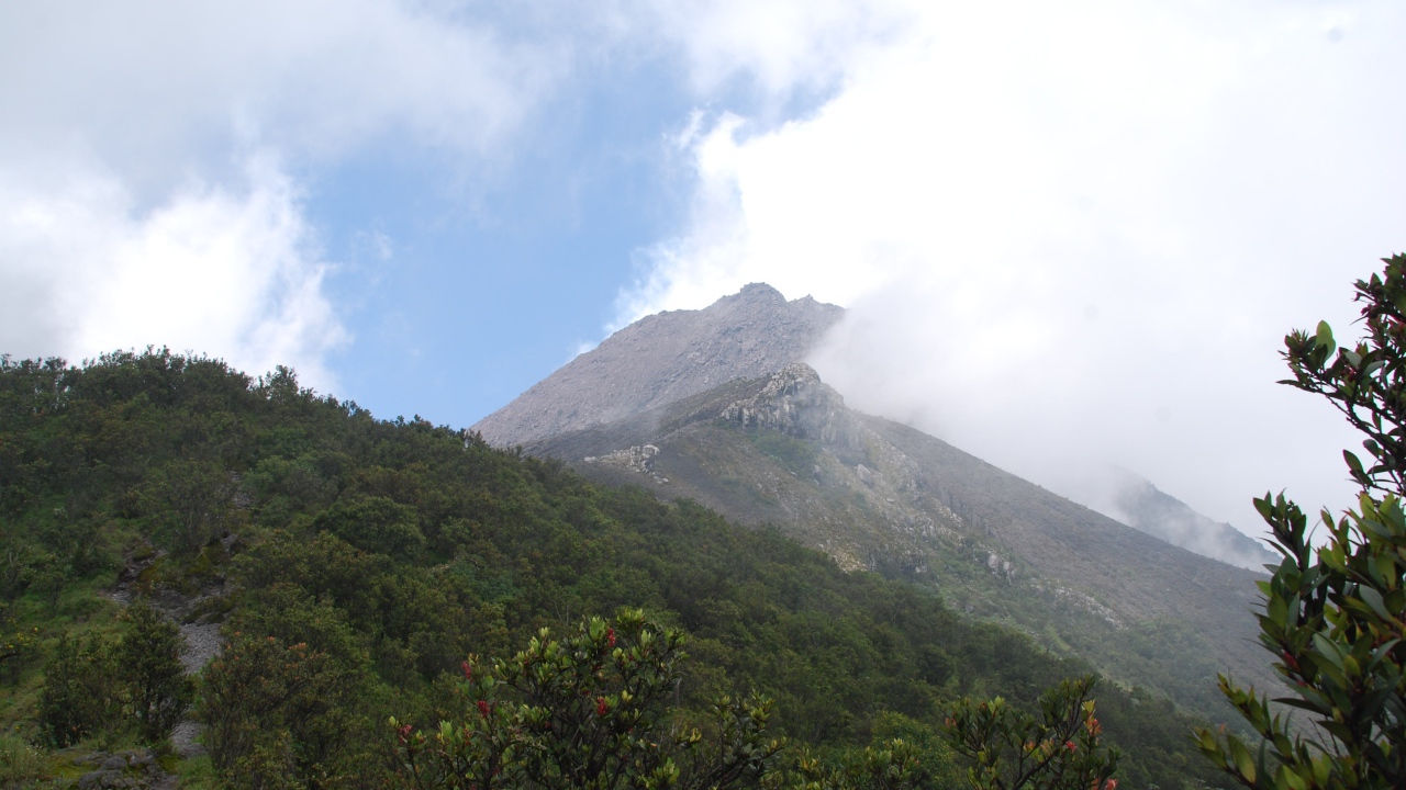 Подъем на вулкан Мерапи, Индонезия 