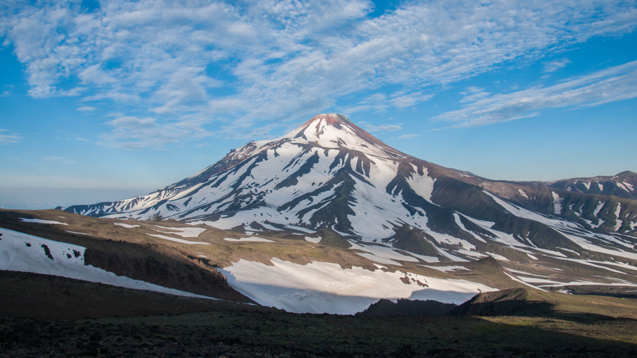 Вулкан Авачинская сопка, Камчатка  