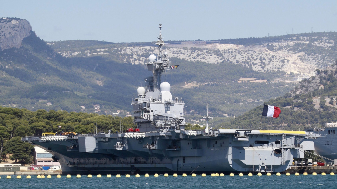 Авианосец Шарль де Голль ВМС Франции 