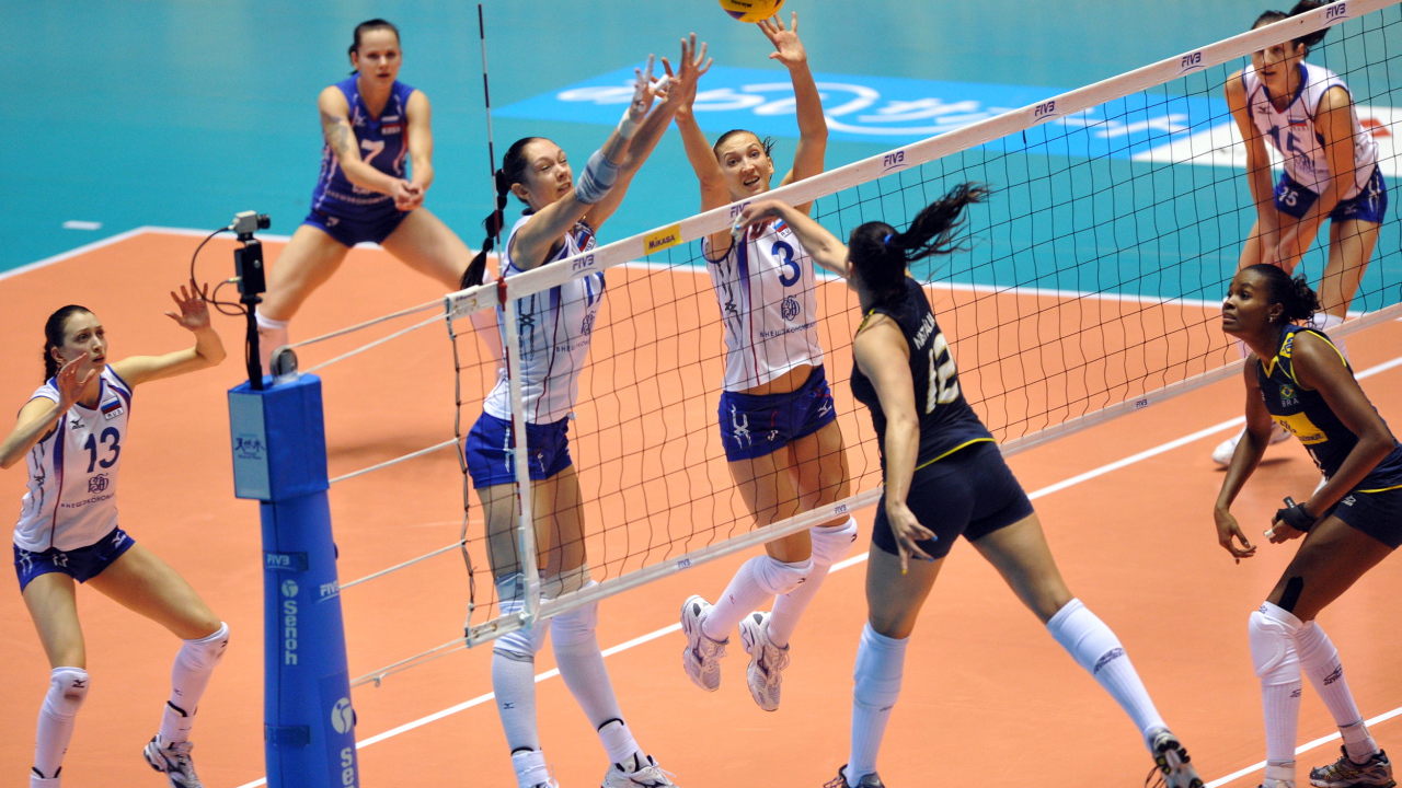 Женский волейбол. Команда Россия-Бразилия 