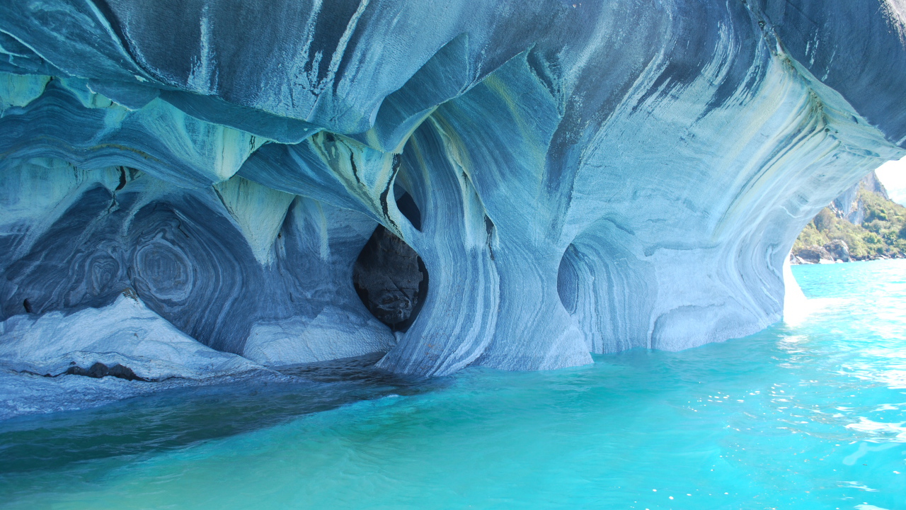 Красивые мраморные пещеры, Чили 