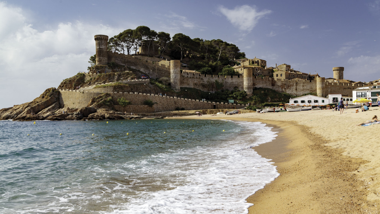 Крепость Вила Велья, Коста Брава. Испания 