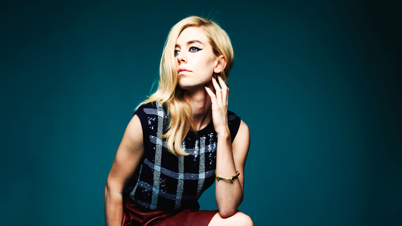 Актриса блондинка Ванесса Кирби 