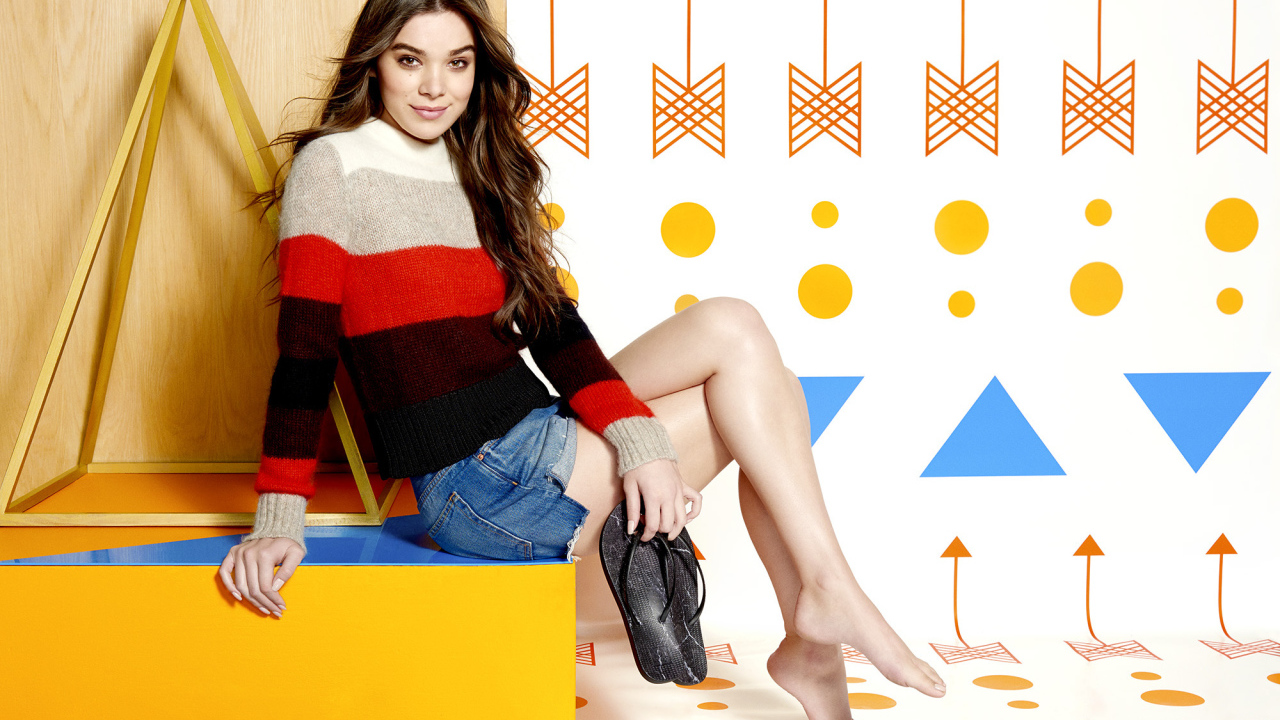 Красивая  актриса Хейли Стейнфилд 