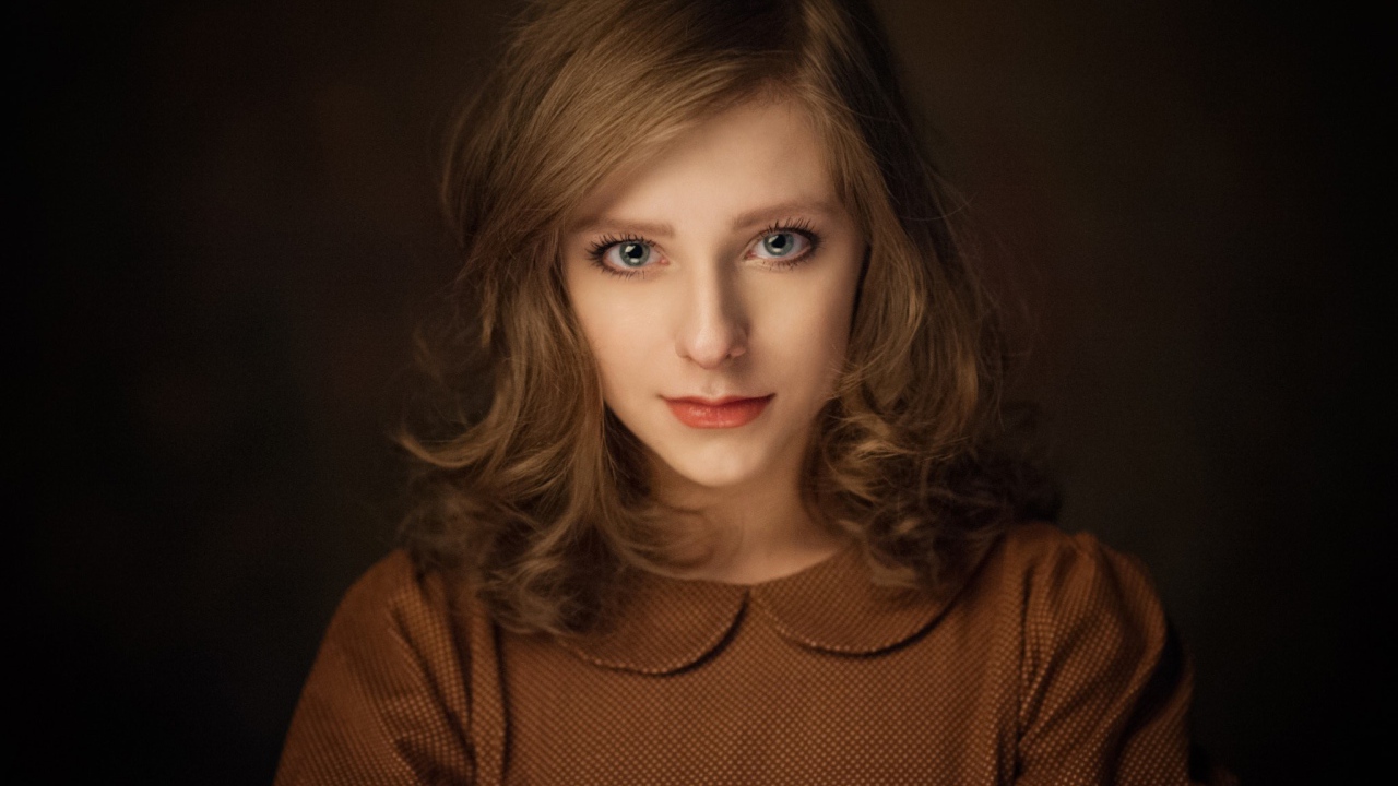 Молодая актриса Елизавета Арзамасова 