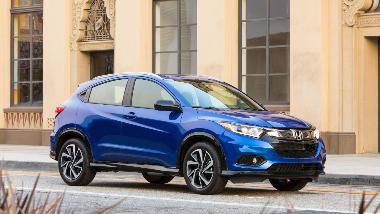 Синий кроссовер Honda HR-V Sport 2018