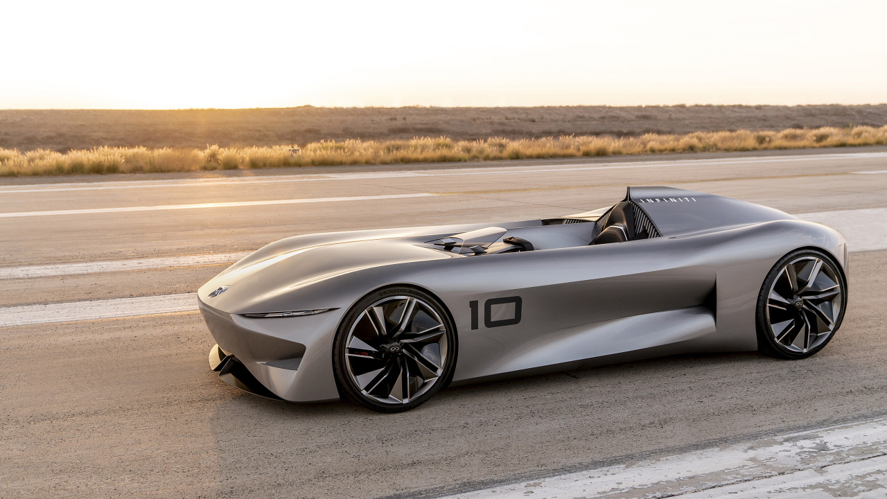 Серебристый автомобиль Infiniti Prototype 10 Concept 2018
