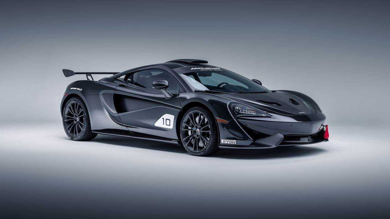 Черный гоночный автомобиль McLaren MSO X, 2018