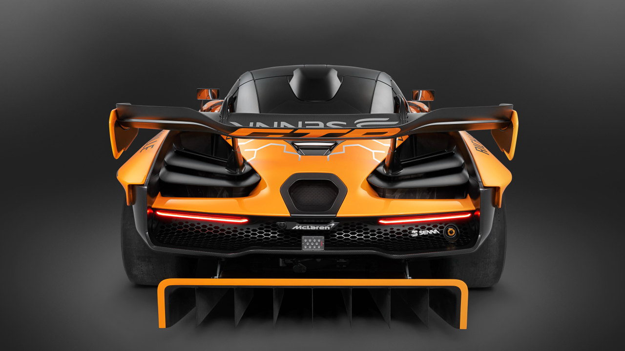 Гоночный автомобиль McLaren Senna GTR Concept 2018 года, вид сзади