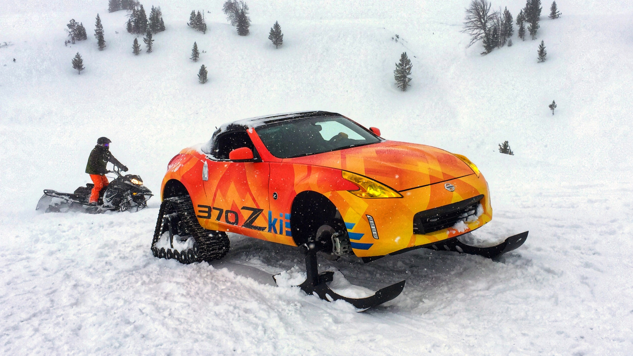 Автомобиль снегоход Nissan 370Zki, 2018