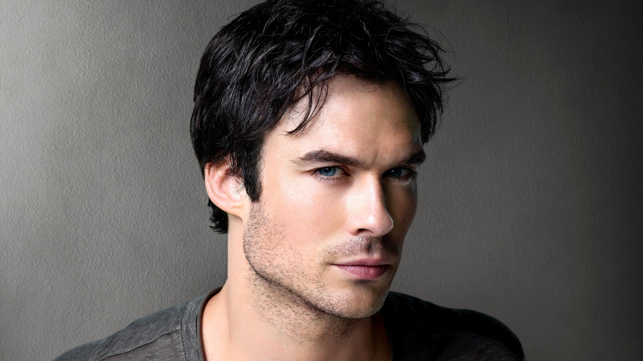 Красивый голубоглазый мужчина, актер Йен Сомерхолдер