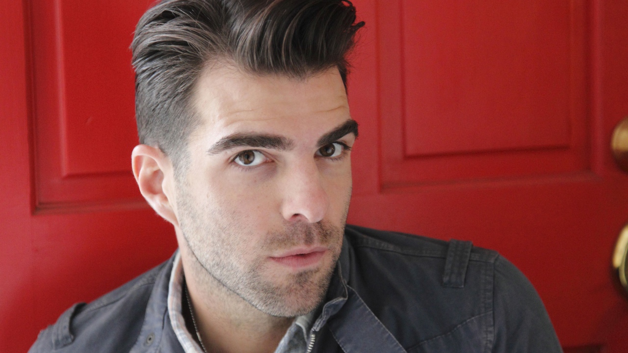 Стильный актер Закари Куинто