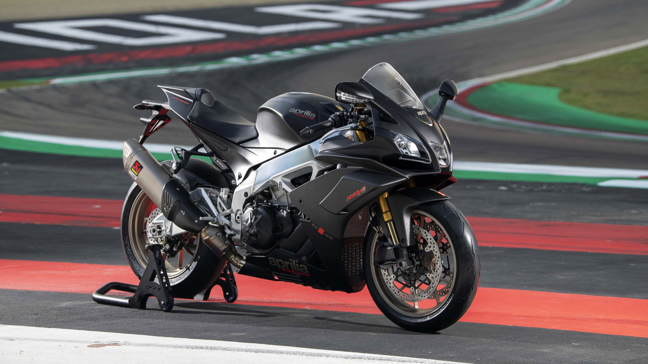 Гоночный мотоцикл Aprilia RSV4 1100 Factory, 2019 года
