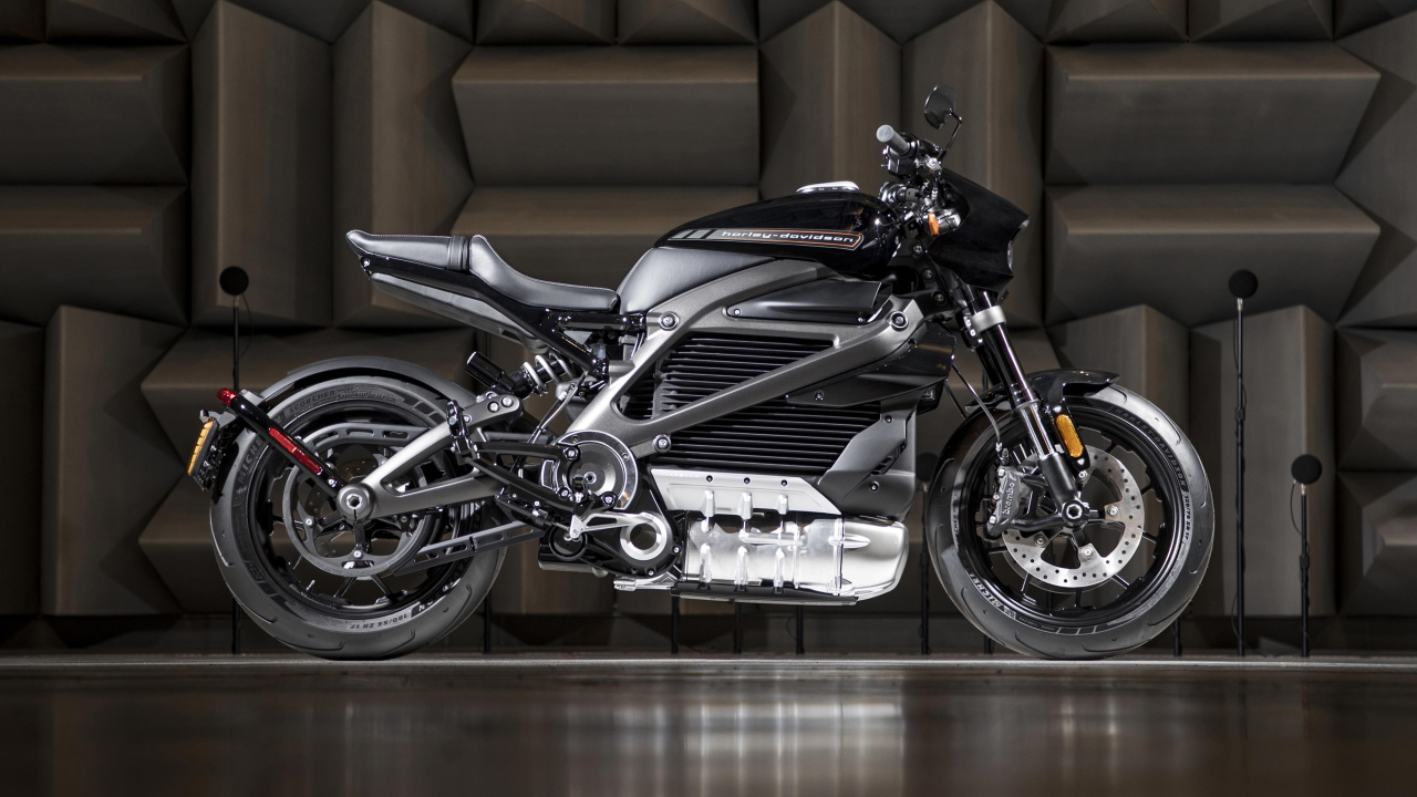 Электрический мотоцикл Harley Davidson Livewire, 2019
