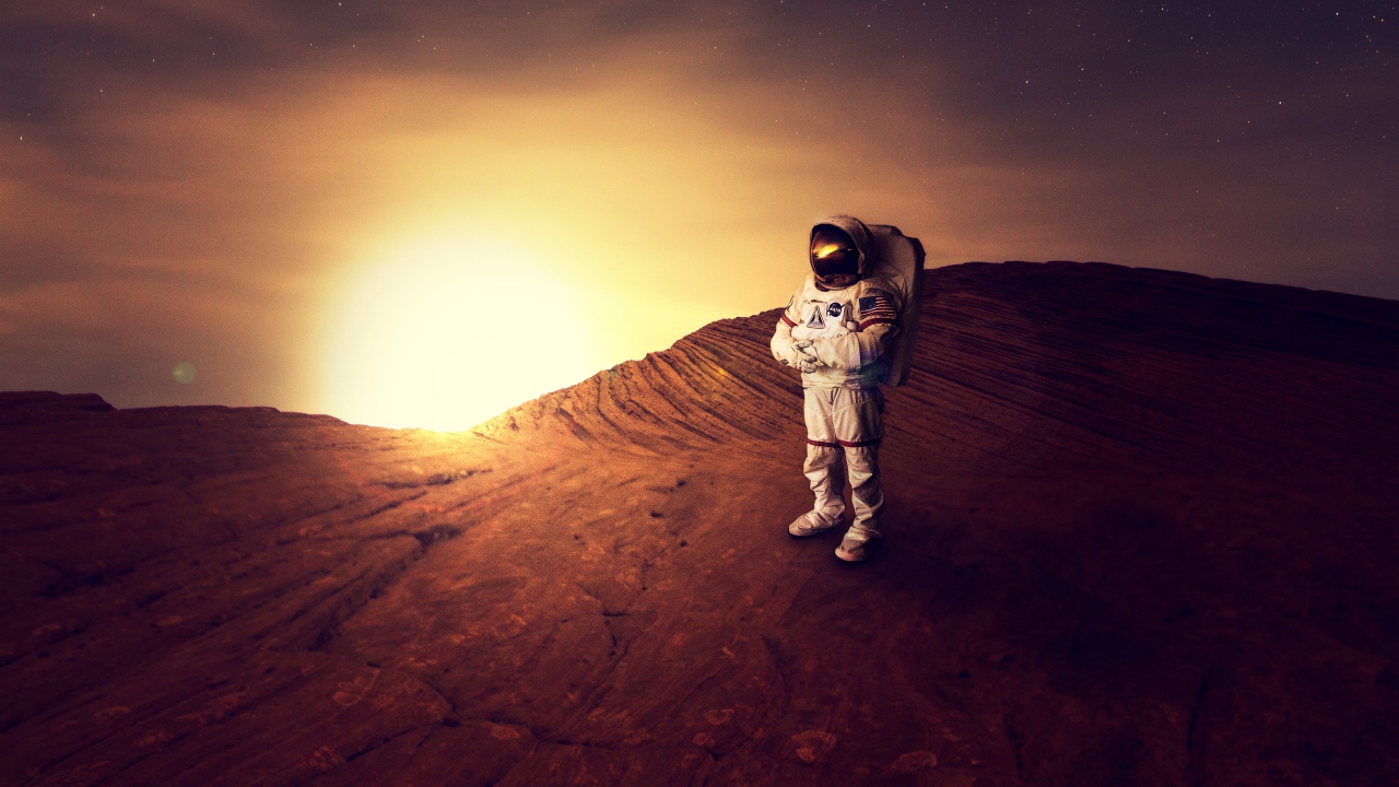 Астронавт на поверхности Марса