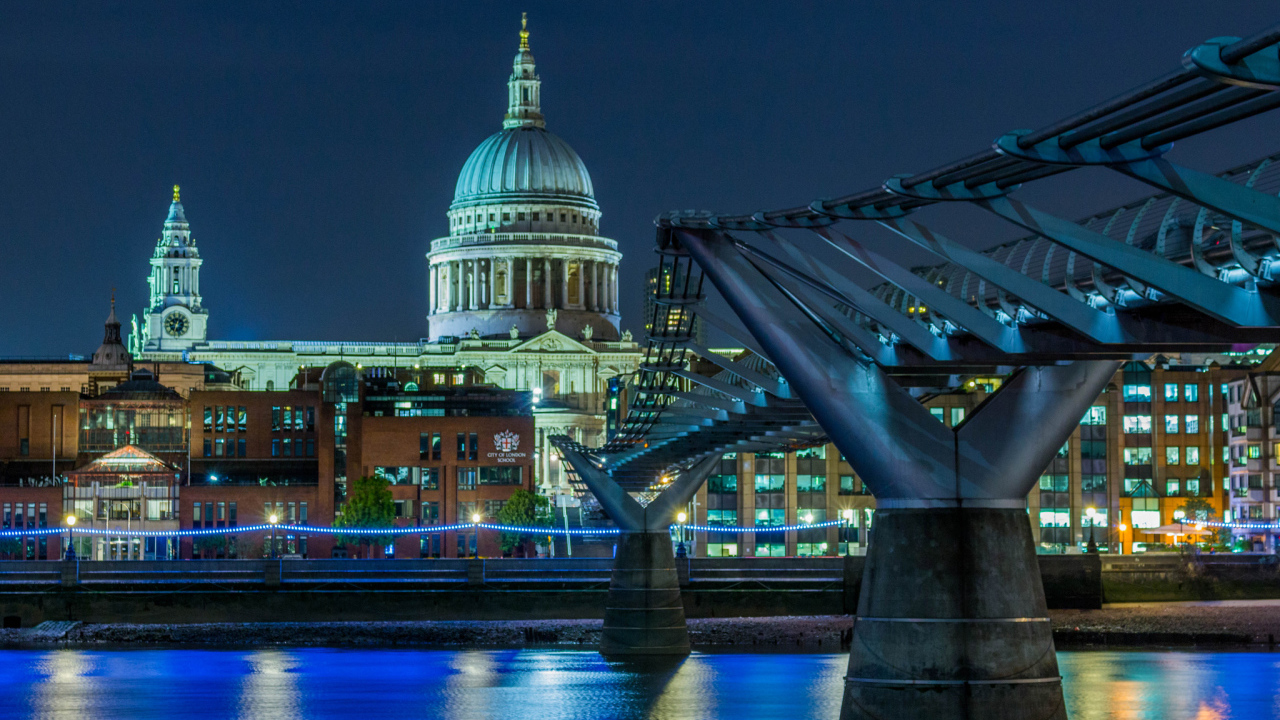 Собор Святого Павла у реки, Лондон. Англия