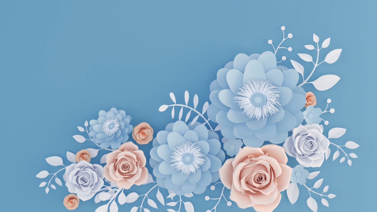 Декоративные цветы на голубом фоне