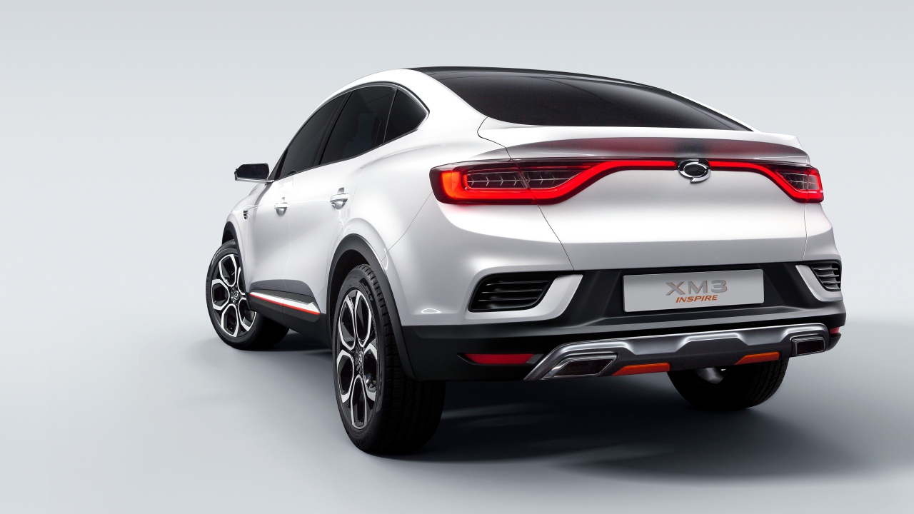 Автомобиль Samsung XM3 Inspire 2019 года вид сзади