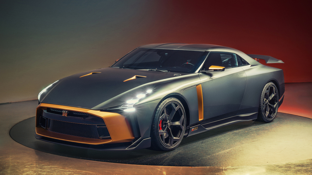 Спортивный автомобиль Nissan GT-R50 Concept 2018 года