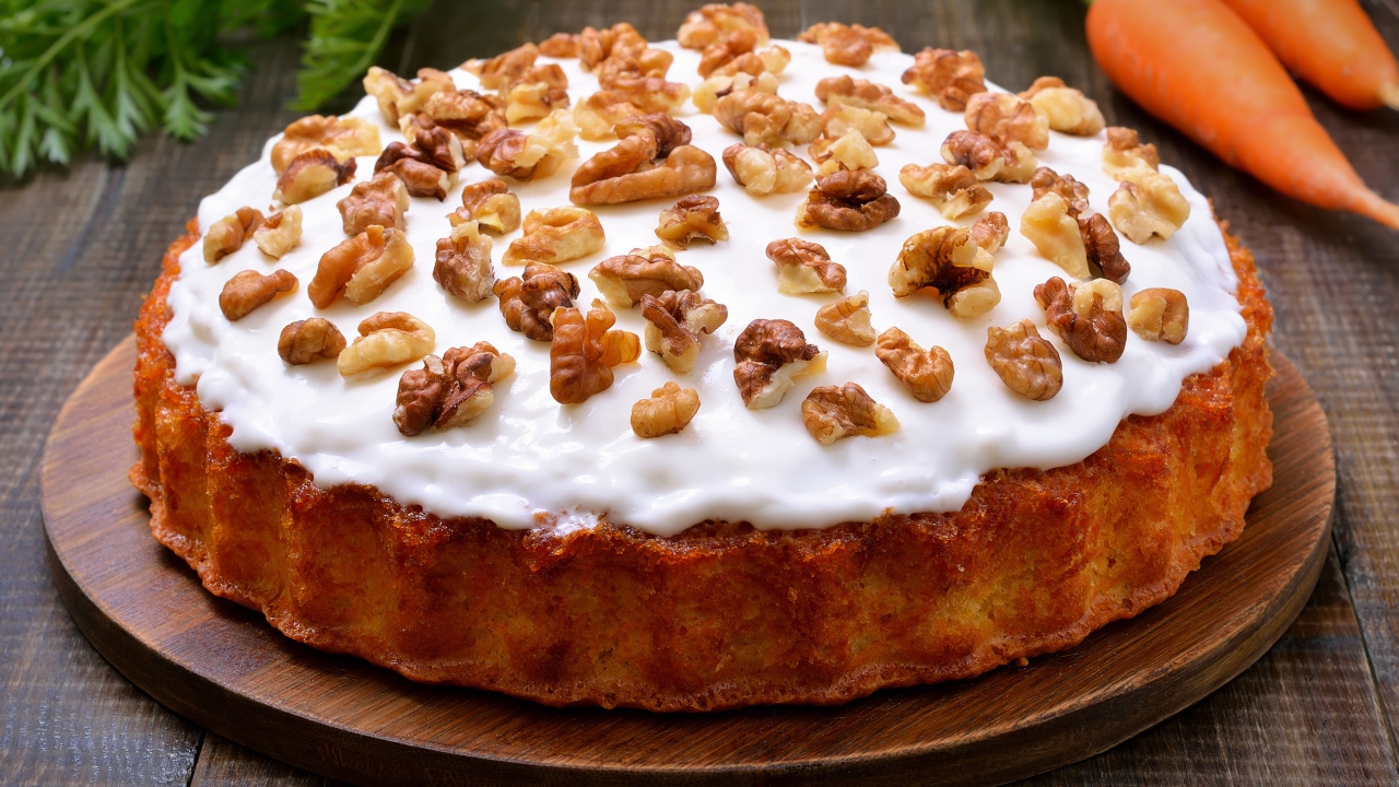 Carrot cake with sour cream and walnuts