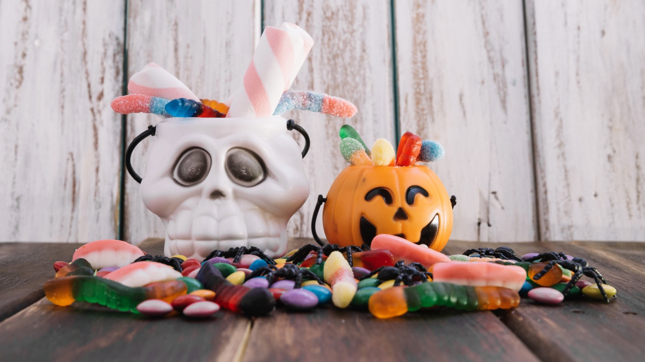 Сладости с украшениями на Хэллоуин 