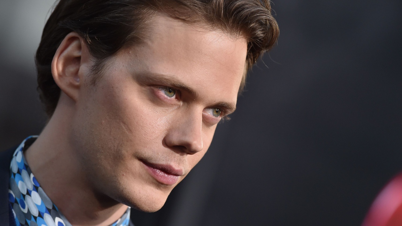 Actor Bill Skarsgård face close-up