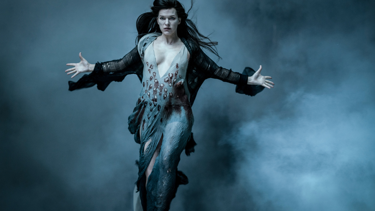 Актриса Милла Йовович  персонаж Кровавая королева фильм Хеллбой 2019 года