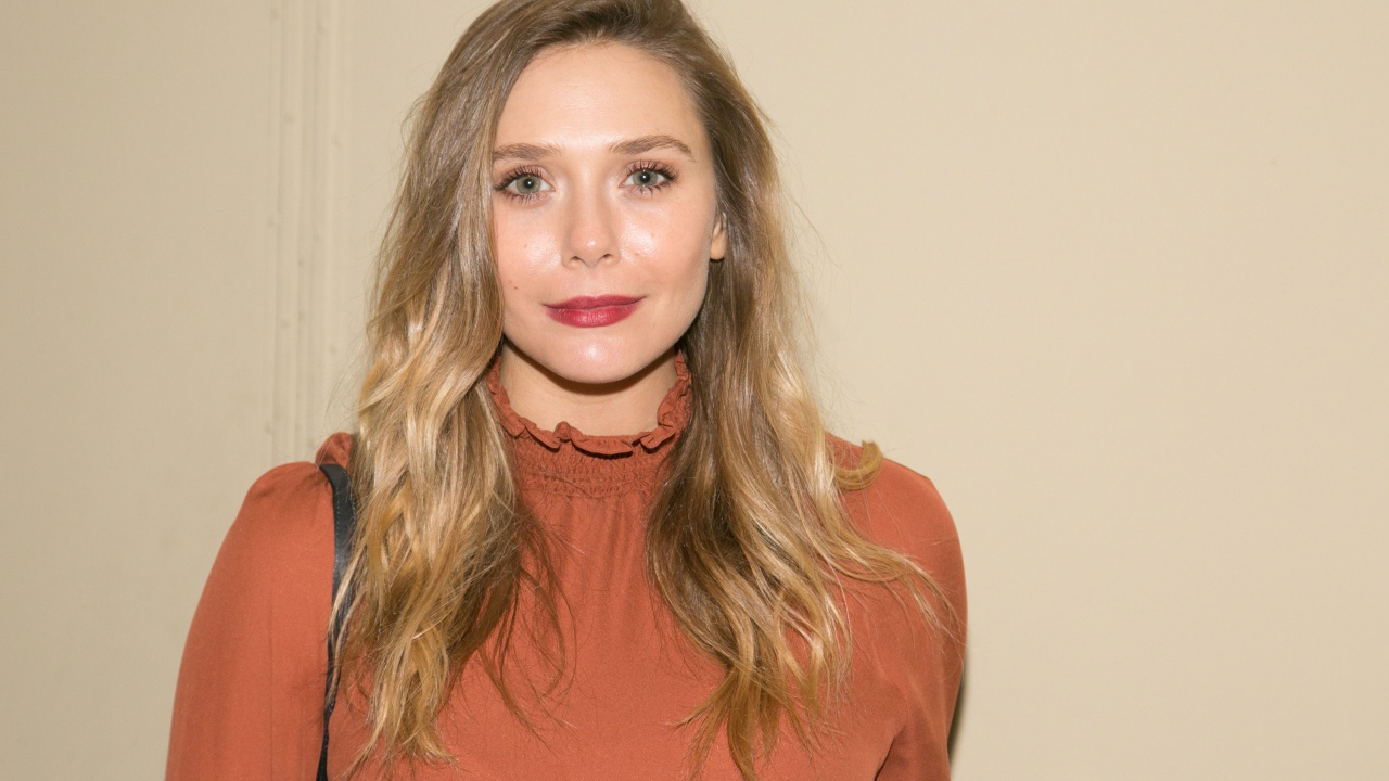 Милая девушка, актриса Элизабет Олсен 