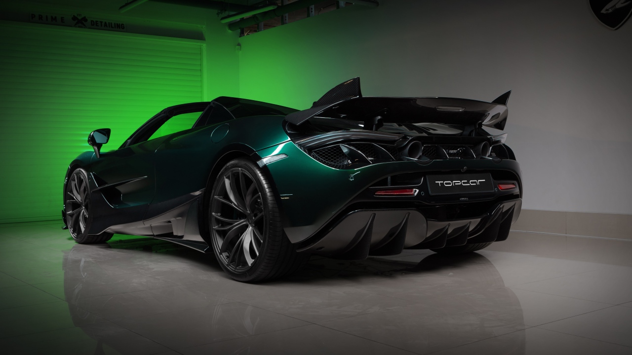 Быстрый кабриолет McLaren 720S Spider Fury 2020 года в гараже