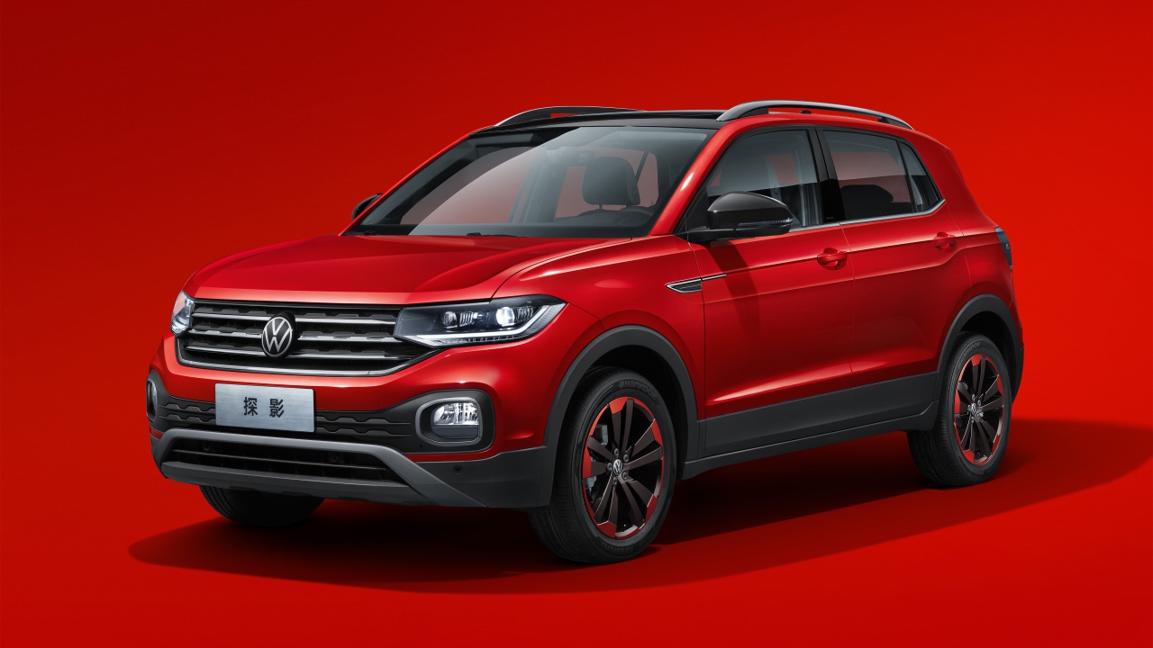 Красный внедорожник Volkswagen Tacqua 280 TSI 2019 года 