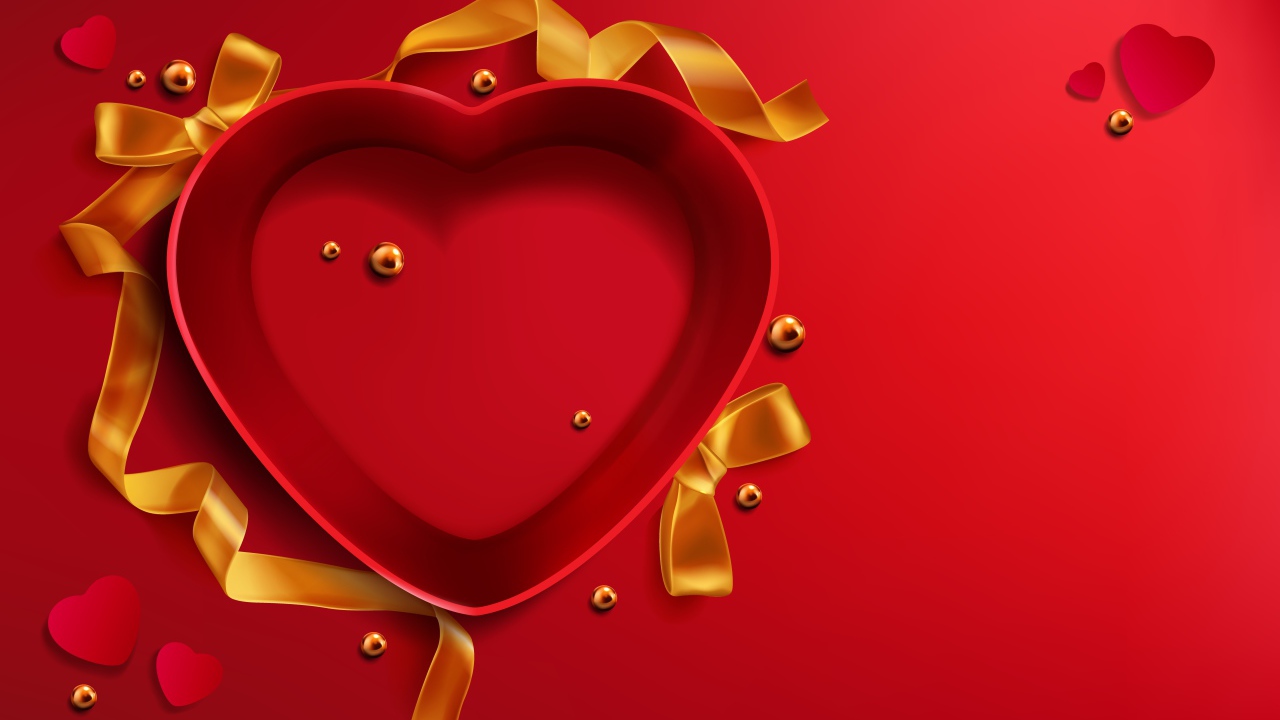 Красная коробка в форме сердца с бантом 