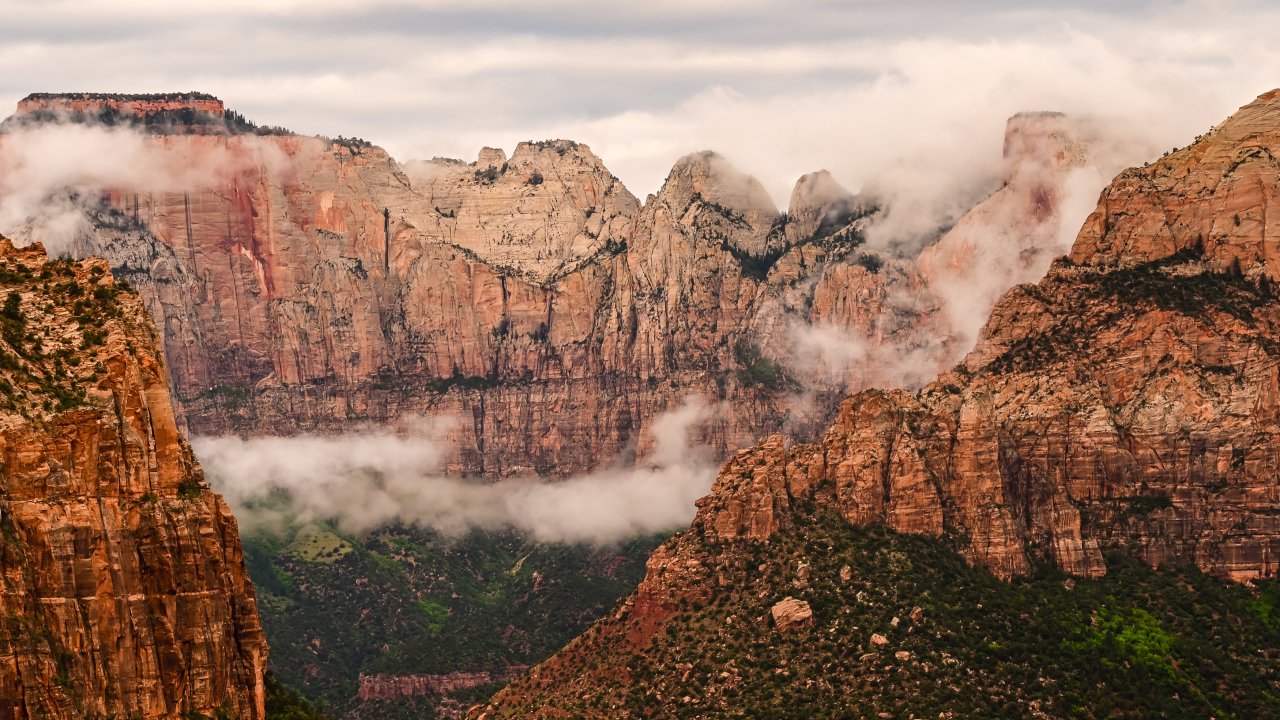 Mountains in Zion National Park, USA