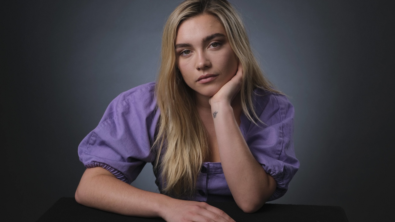 Британска актриса Флоренс Пью с татуировкой на руке