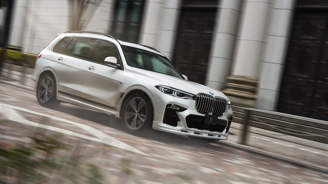 Быстрый  BMW X7 XDrive35d M Sport 2021 года в городе 