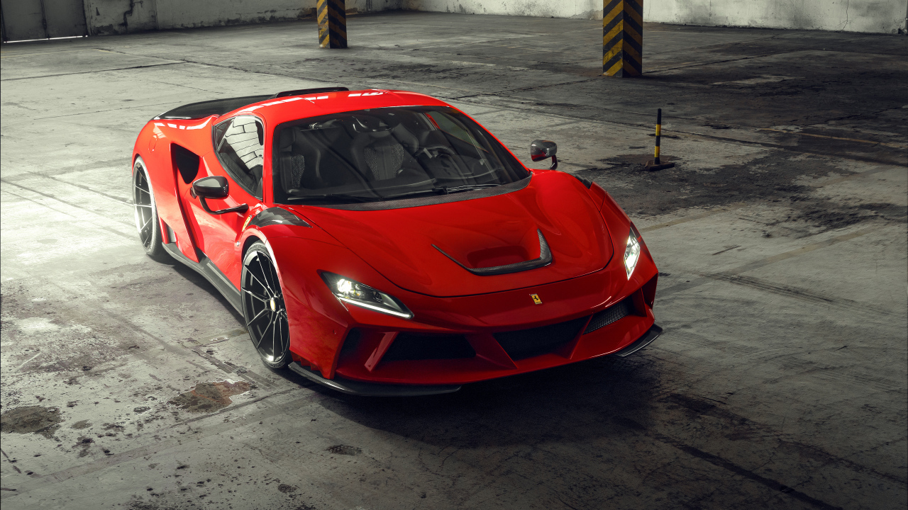 Красный спорткар Novitec Ferrari F8 Tributo N-Largo 2021 года в гараже