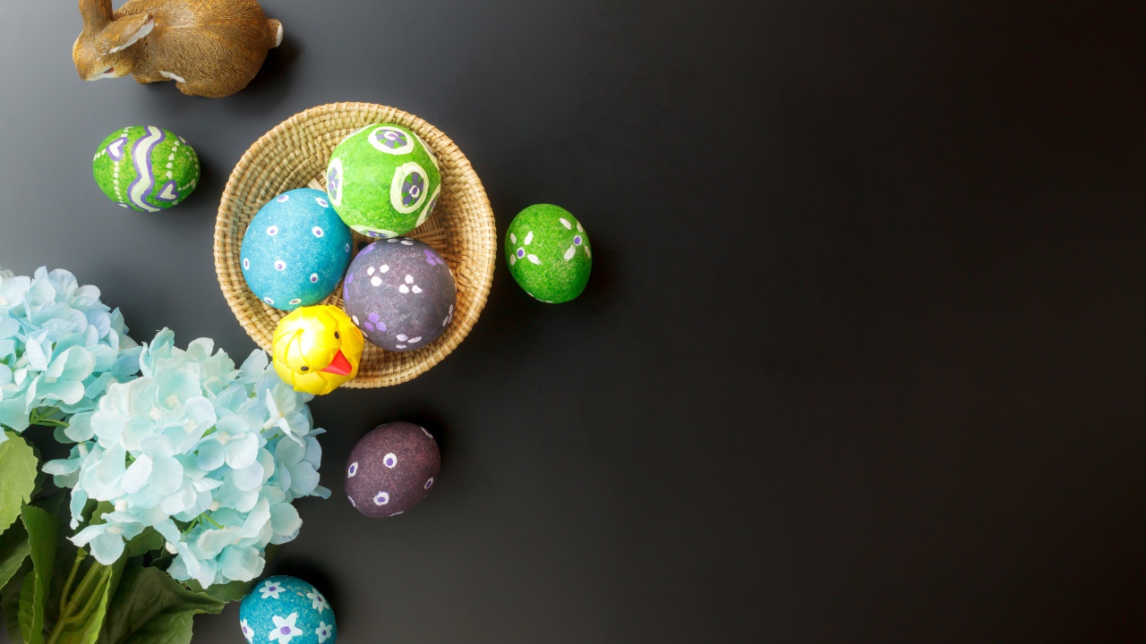 Разноцветные яйца с цветами гортензии шаблон для открытки