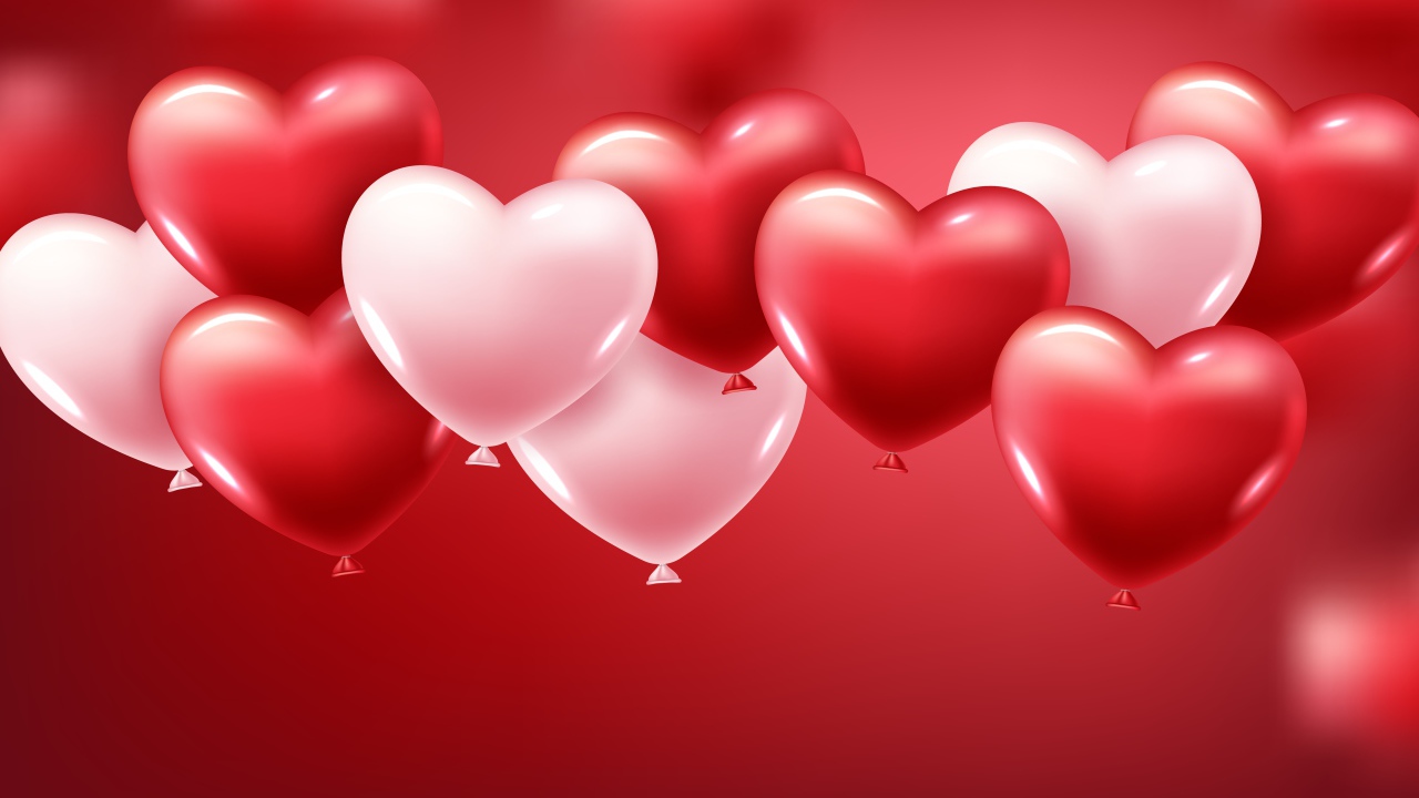 Белые и красные шарики в форме сердца на красном фоне