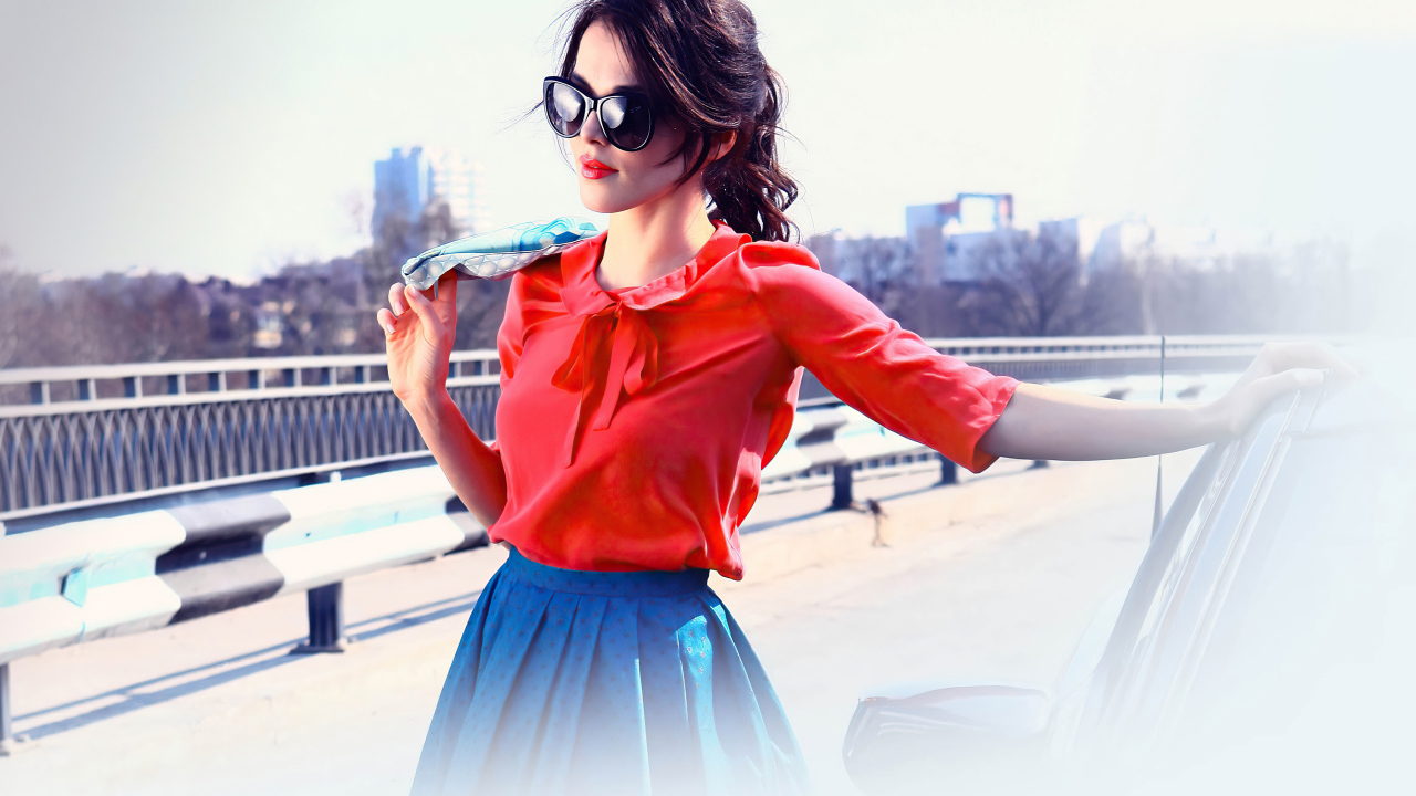 Российская певица Сати Казанова