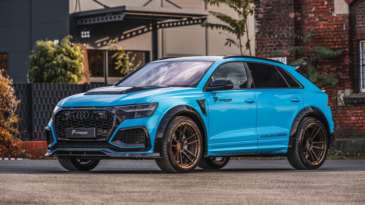 Голубой автомобиль  Prior-Design PD-RS800 Widebody Aerodynamic Kit