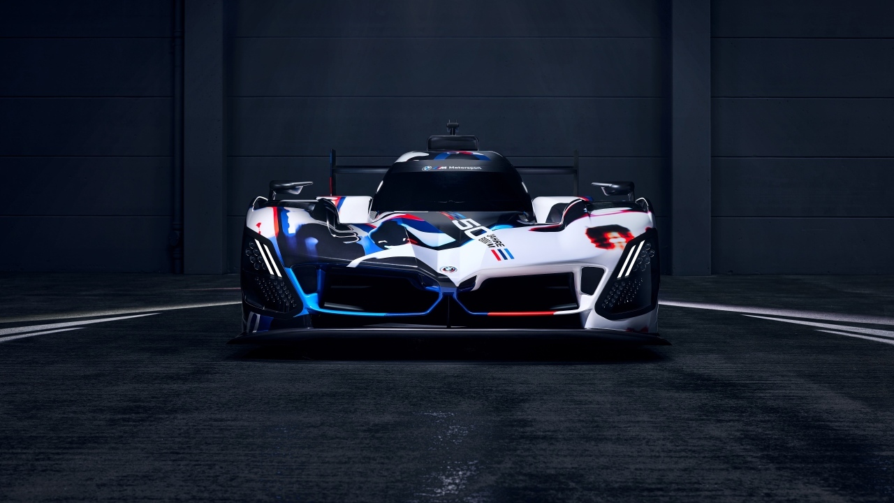 Гоночный автомобиль  BMW M Hybrid V8