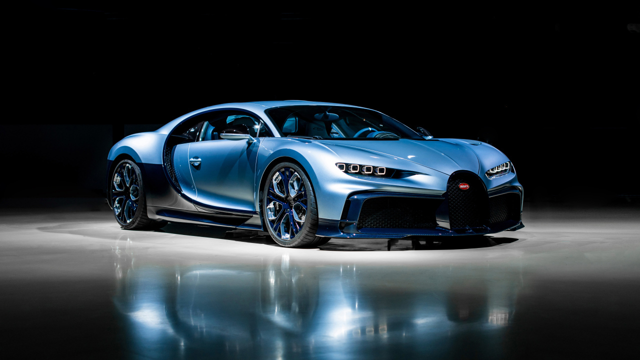 Презентация стильного автомобиля Bugatti Chiron